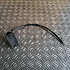 Bagažnieka vāka rokturis priekš NISSAN PATHFINDER 2006