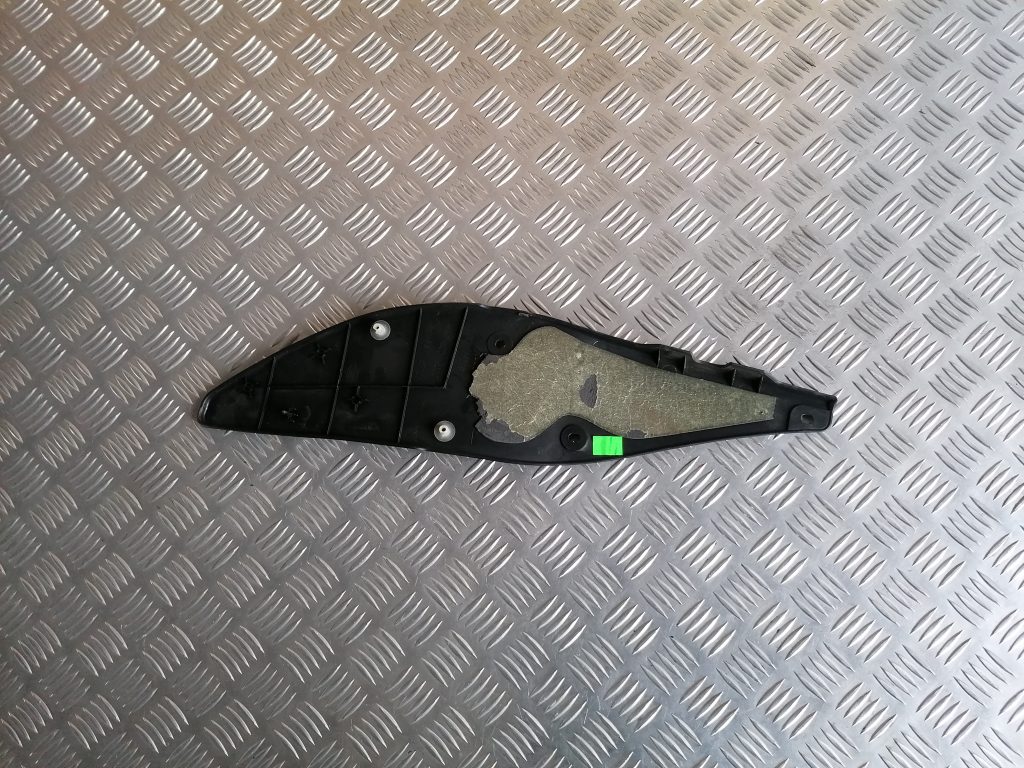 Durvju spoguļa apdares uzlika salonā (bez skaļruņa) priekš NISSAN PATHFINDER 2006