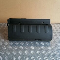 Mantu glabāšanas nodalījums pasažiera pusē priekš NISSAN PATHFINDER 2006