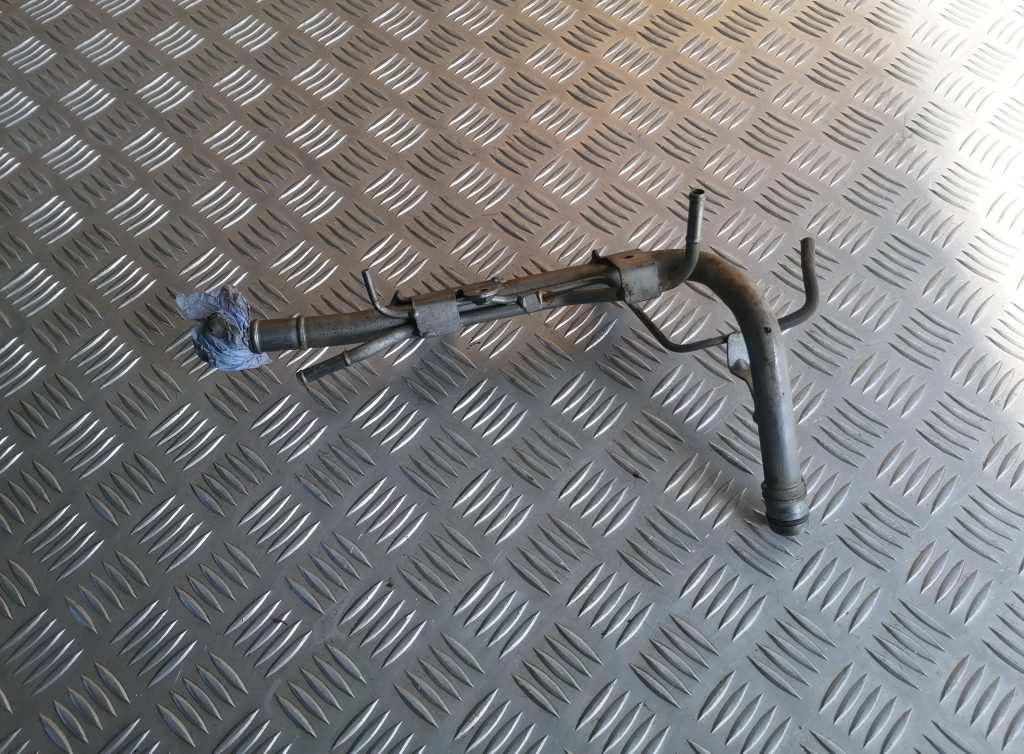 Dzesēšanas caurule priekš NISSAN PATHFINDER 2006