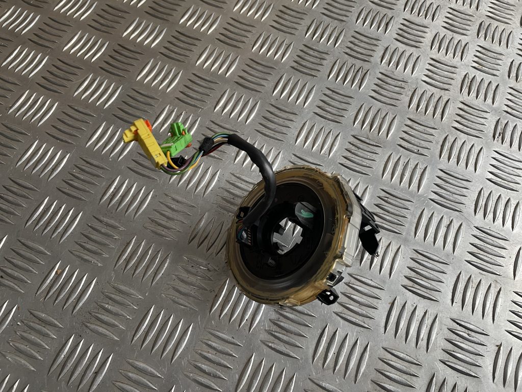 Drošības spilvena slīdgredzens priekš MERCEDES BENZ CLS 320 2005 1 Drošības spilvena slīdgredzens priekš MERCEDES BENZ CLS 320 2005