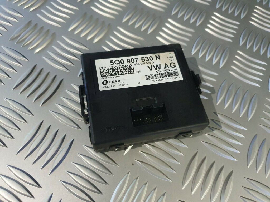 GATEWAY vadības bloks priekš VW GOLF 2014 1 GATEWAY vadības bloks priekš VW GOLF 2014