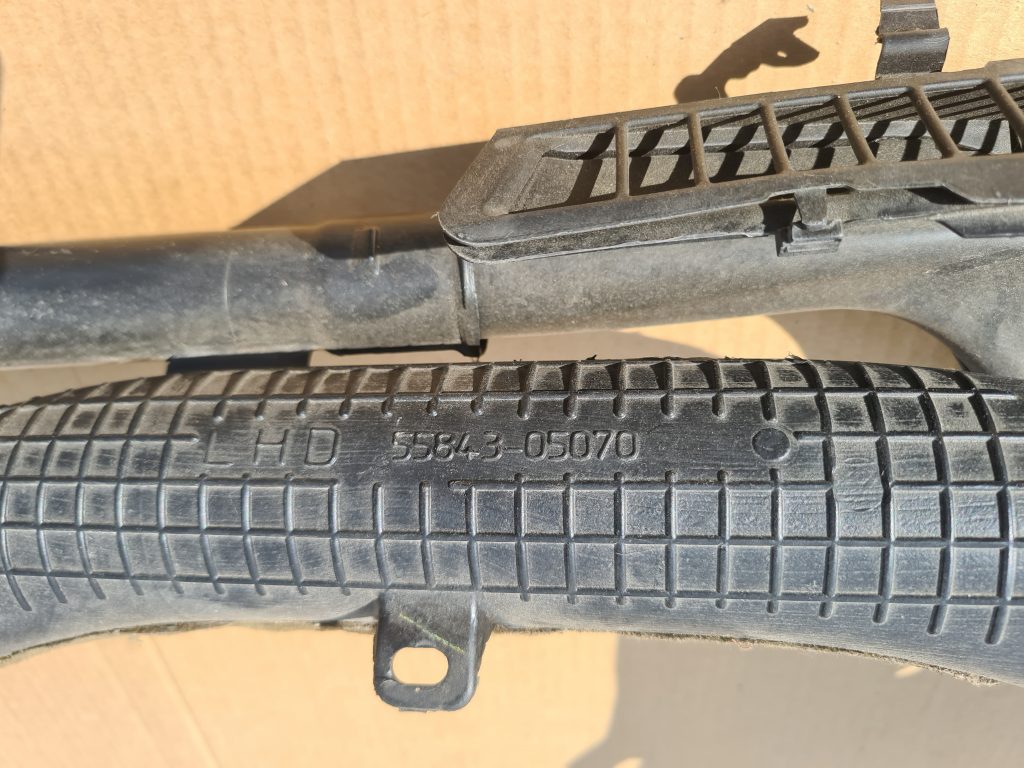 Salona gaisa vads priekš TOYOTA AVENSIS 2008 2 Salona gaisa vads priekš TOYOTA AVENSIS 2008