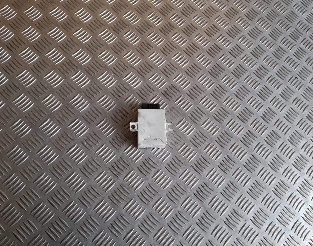 Imobilaizera vadības bloks priekš BMW 320D E46 2004 TOURING 1 Imobilaizera vadības bloks priekš BMW 320D E46 2004 TOURING