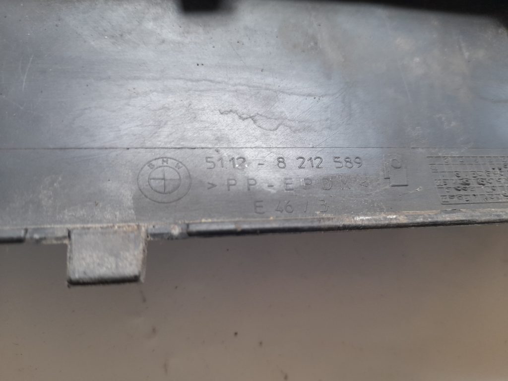 Aizmugurēja bufera uzlika priekš BMW 320D E46 2004 TOURING 3 Aizmugurēja bufera uzlika priekš BMW 320D E46 2004 TOURING