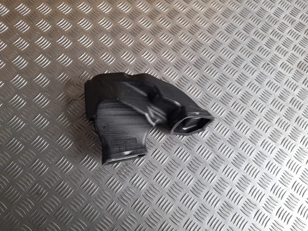 Salona gaisa vads priekš BMW 320D E46 2004 TOURING