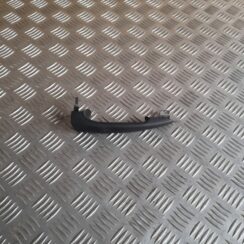 Priekšējāis labais durvju rokturis priekš BMW 320D E46 2004 TOURING