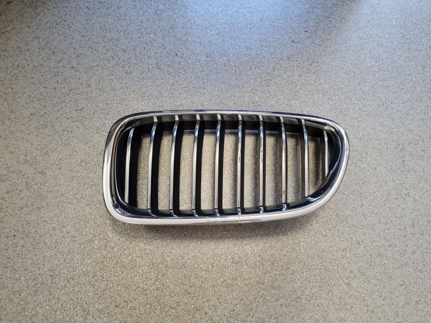 Bufera reste priekš BMW 520D F11 2011 TOURING 1 Bufera reste priekš BMW 520D F11 2011 TOURING