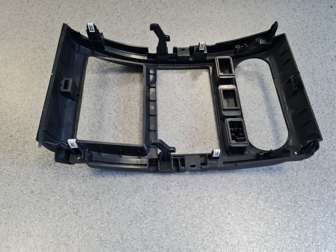 Mērinstrumentu paneļa dekoratīvais rāmis priekš NISSAN X-TRAIL 2007