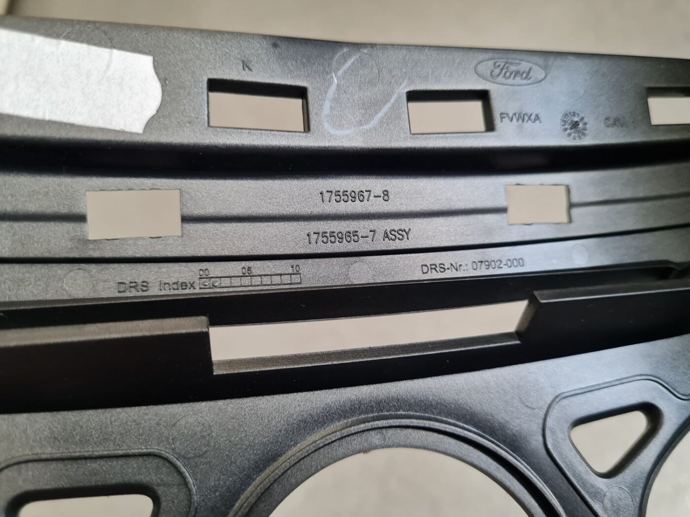 Mērinstrumentu paneļa gaisa vads, centrā priekš FORD C-MAX 2011