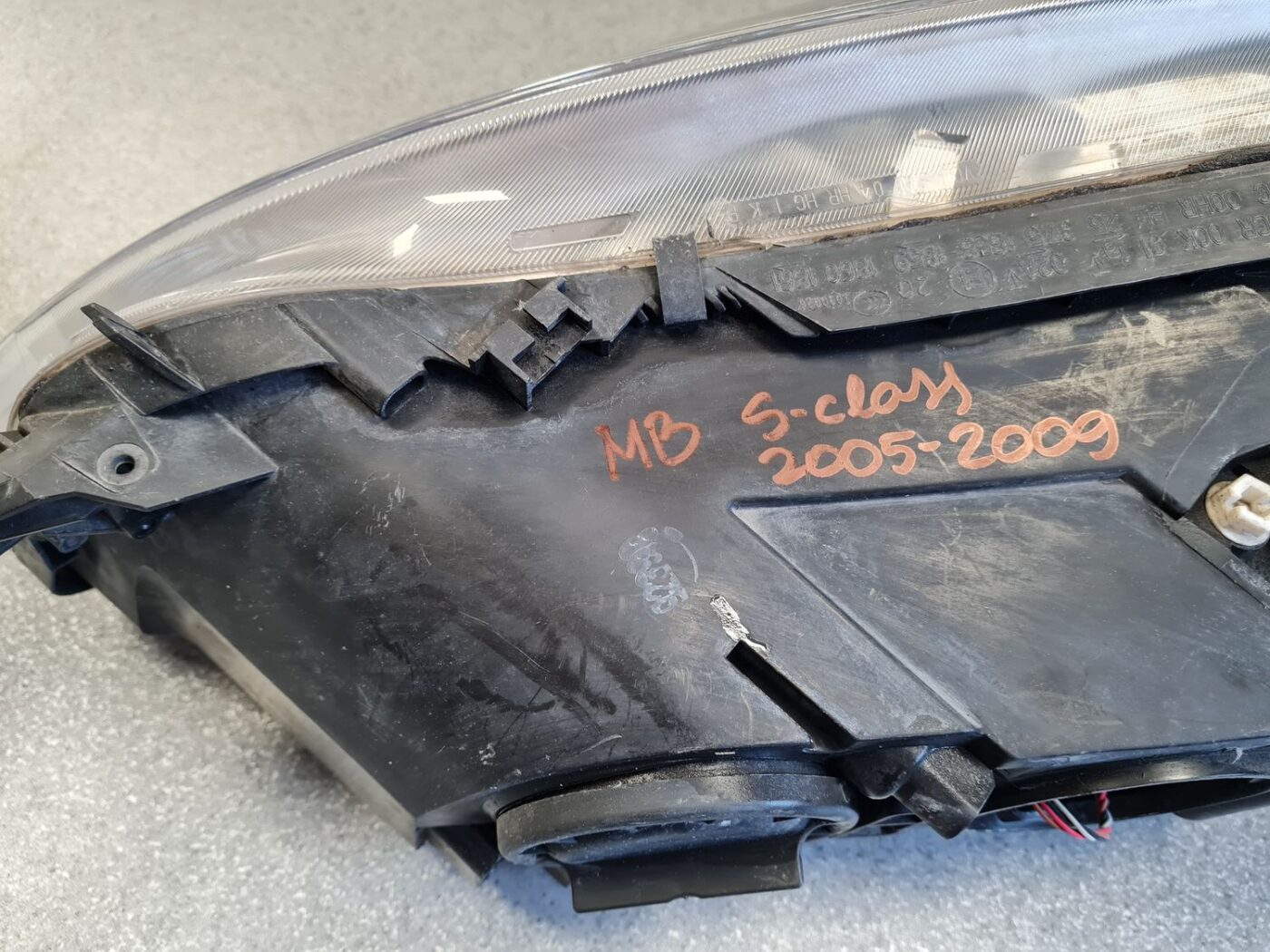 Priekšējais labais lukturis priekš Mercedes Benz S-class 2005-2009 1305235874 11 Priekšējais labais lukturis priekš Mercedes Benz S-class 2005-2009 1305235874