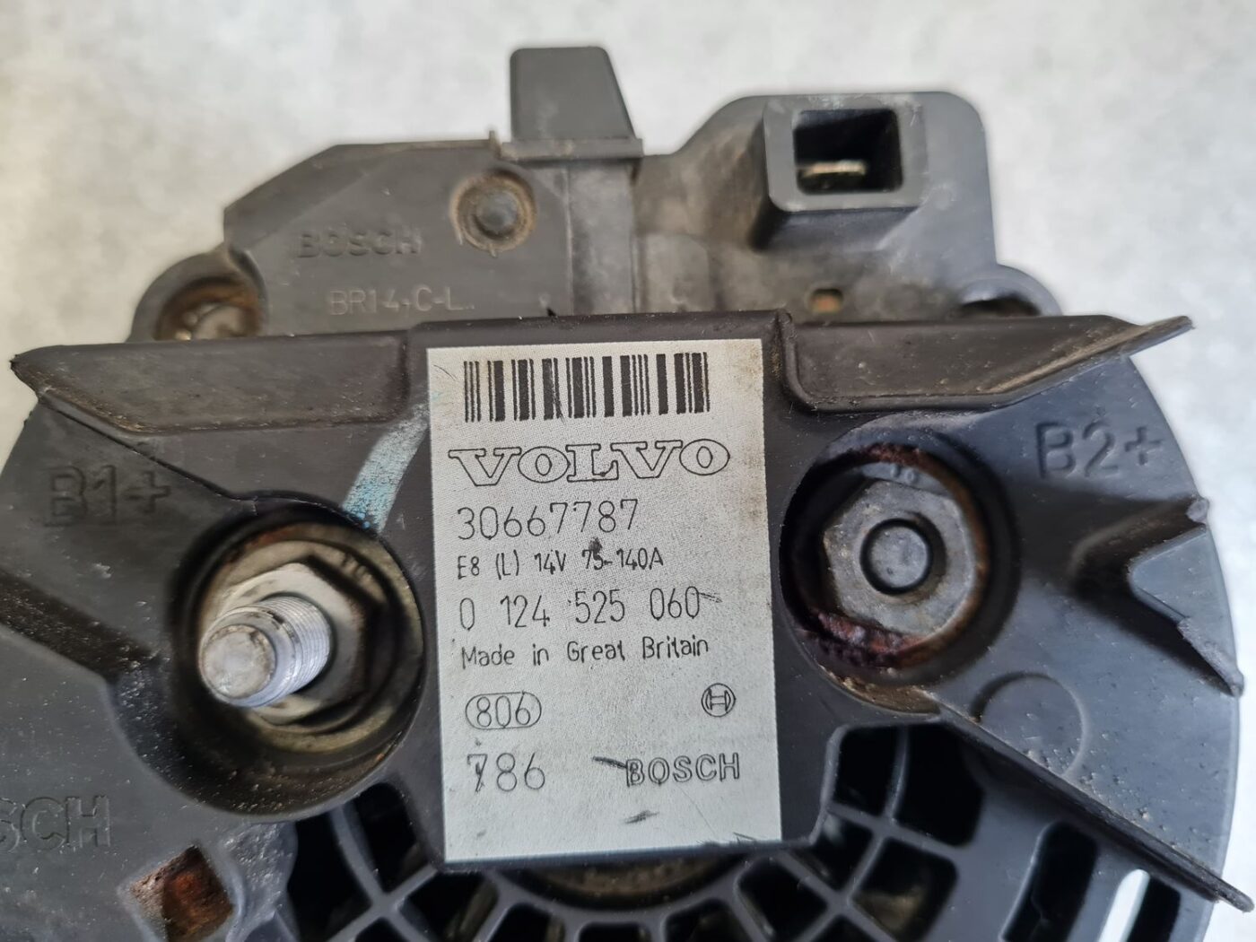 Ģenerators priekš VOLVO V70 2007