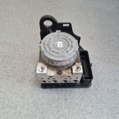 ABS bloks priekš VW GOLF 2014