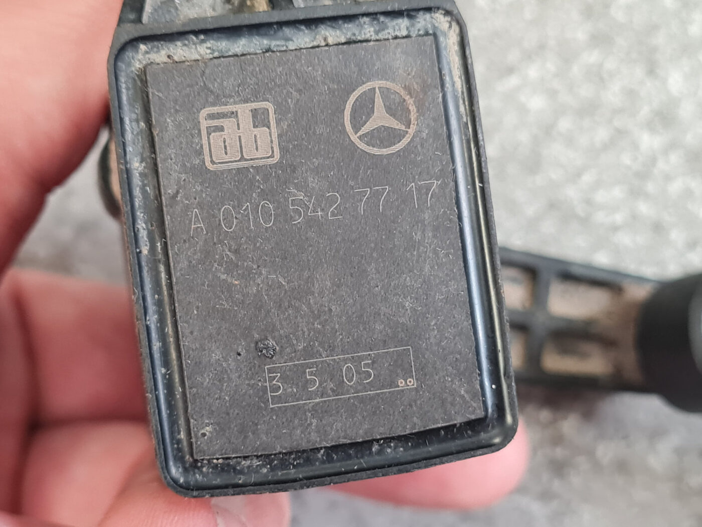 Lukturu diapazona korekcijas sensors, aizmugurē priekš MERCEDES BENZ ML320 2005 BLACK