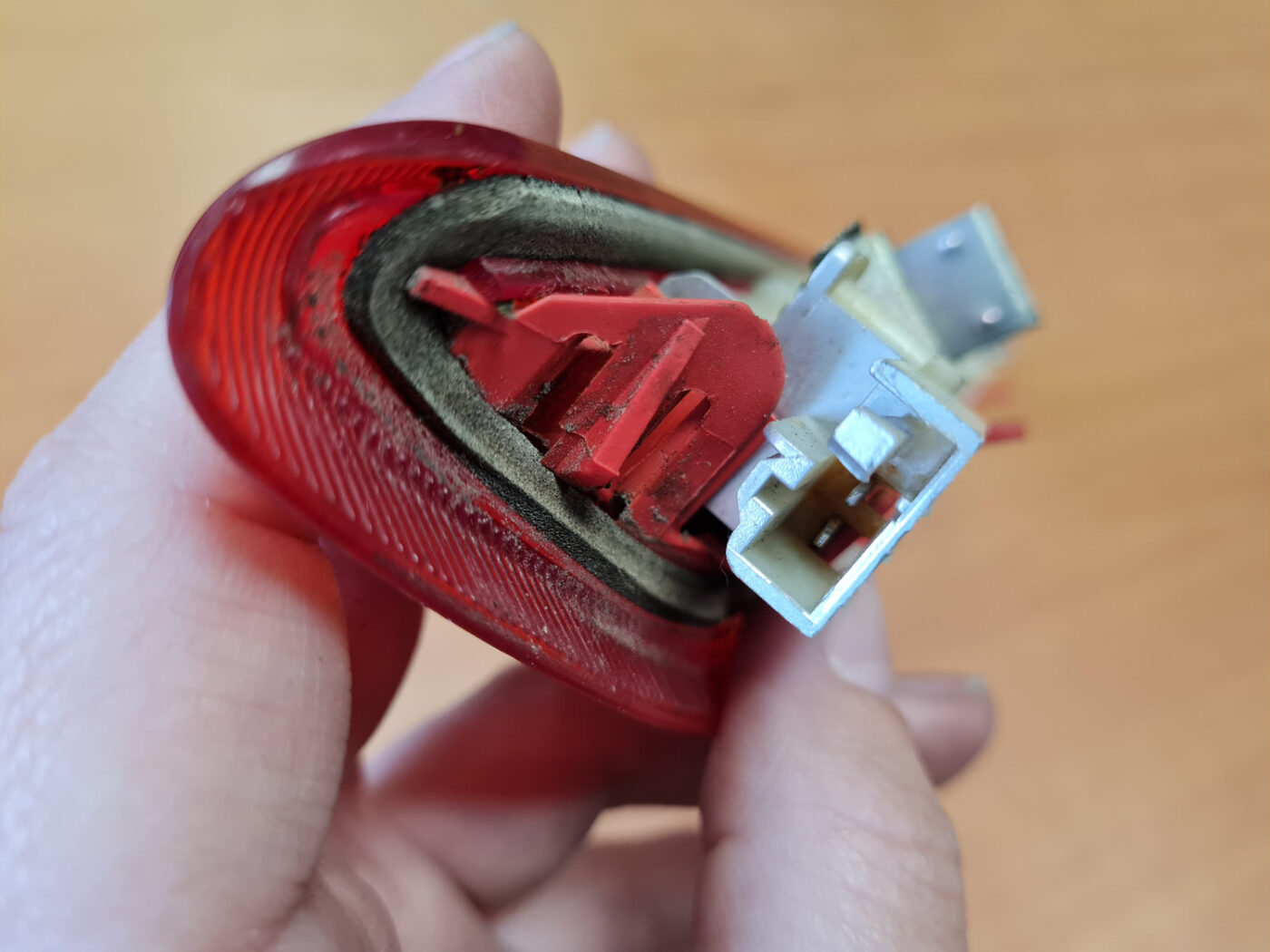 Stop signāls priekš VW POLO 2008