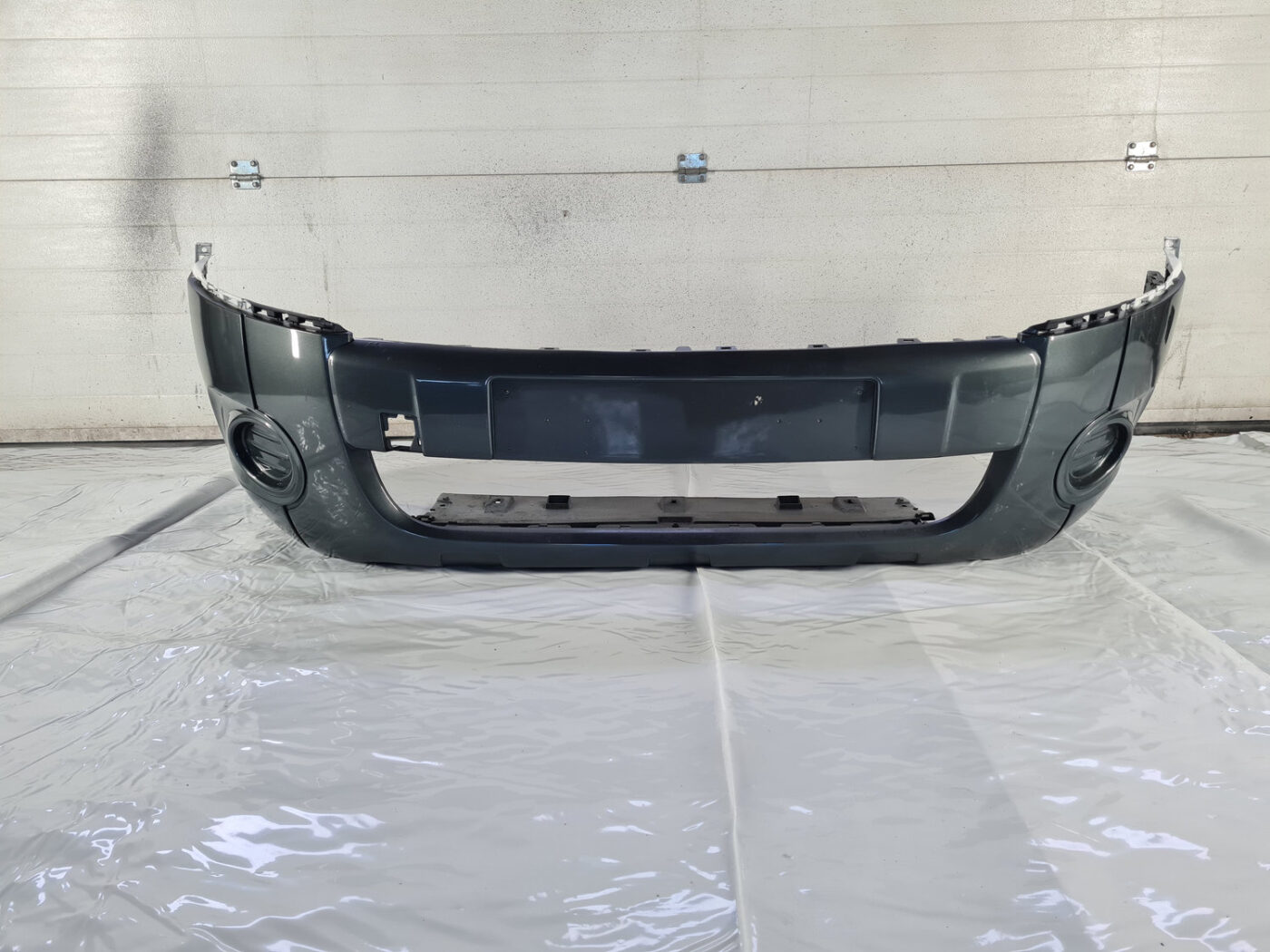 Priekšējais buferis priekš CITROEN BERLINGO 2014 1 Priekšējais buferis priekš CITROEN BERLINGO 2014