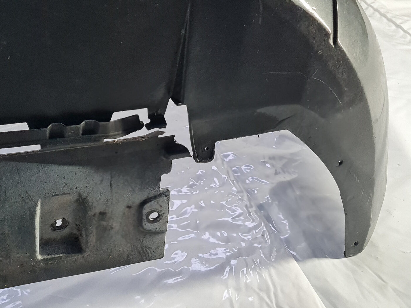 Priekšējais buferis priekš CITROEN BERLINGO 2014 13 Priekšējais buferis priekš CITROEN BERLINGO 2014