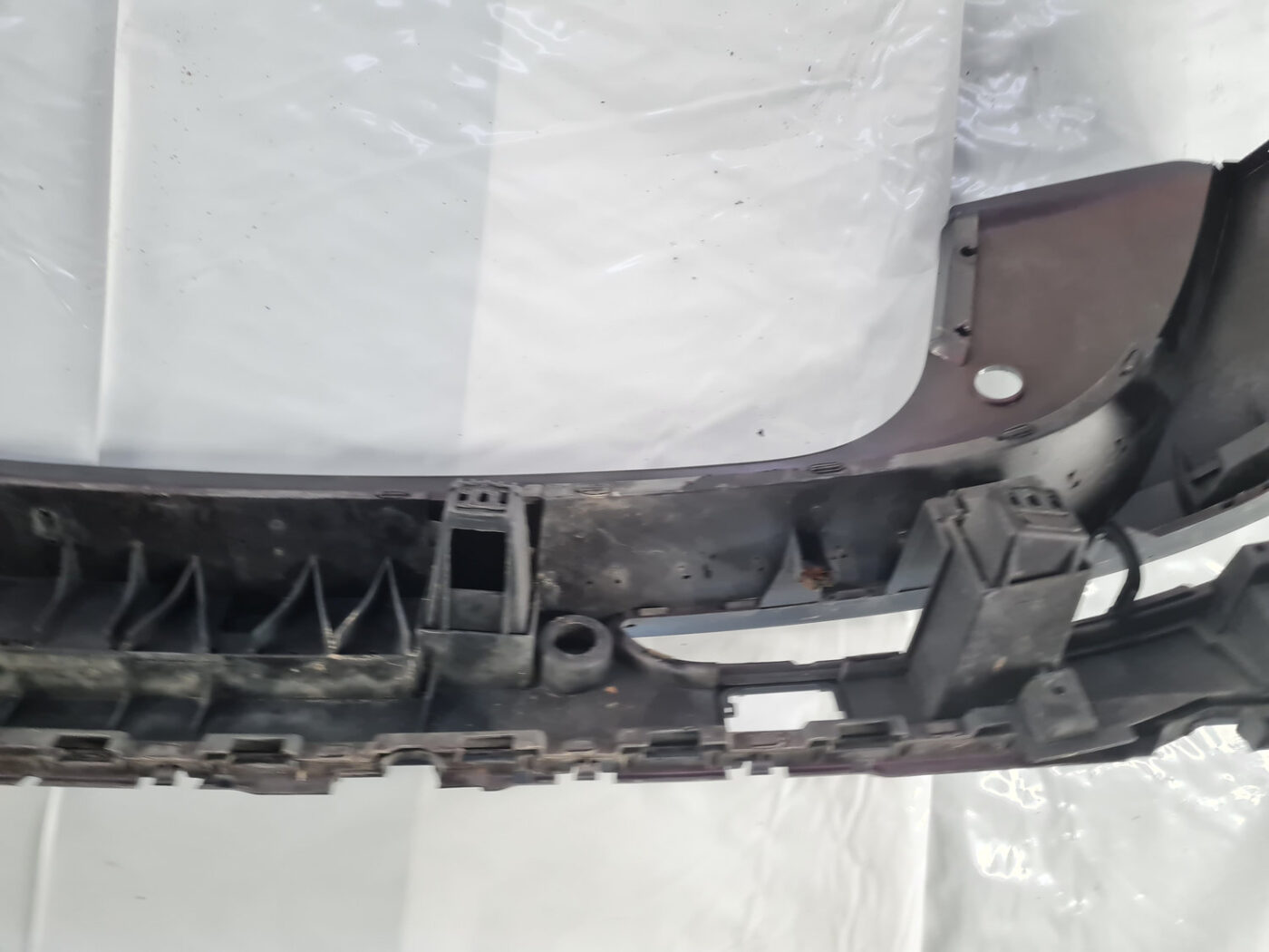 Aizmugures buferis priekš Audi Q5 2008-2017 8R0807511