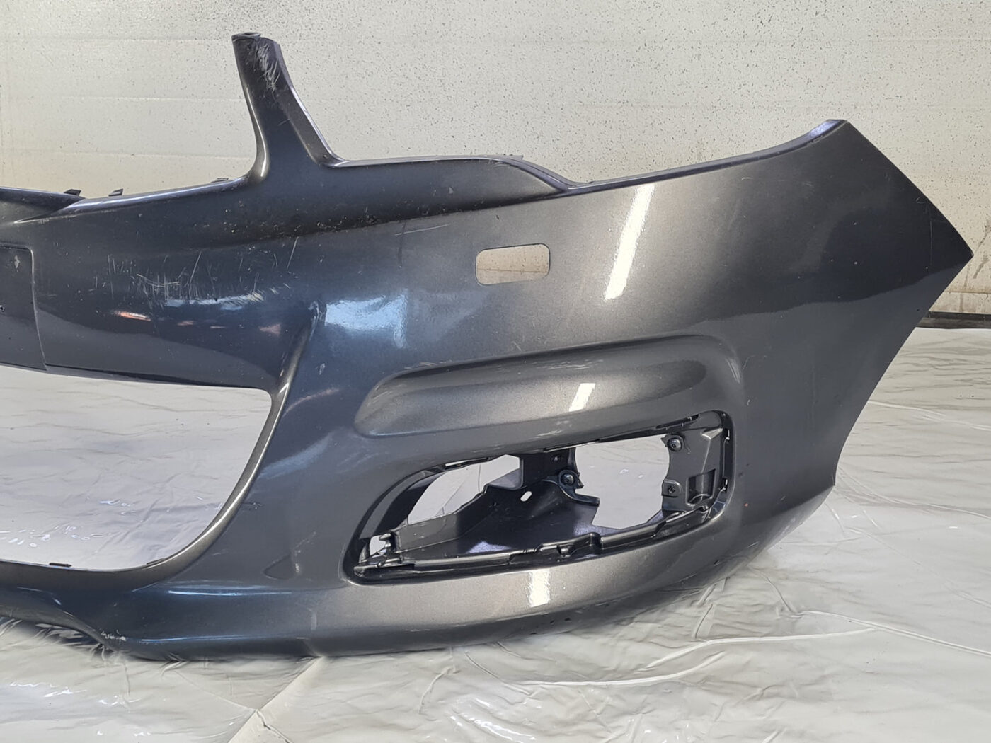 Priekšējais buferis priekš Citroen C4 2011-2016 9676285080 18 Priekšējais buferis priekš Citroen C4 2011-2016 9676285080