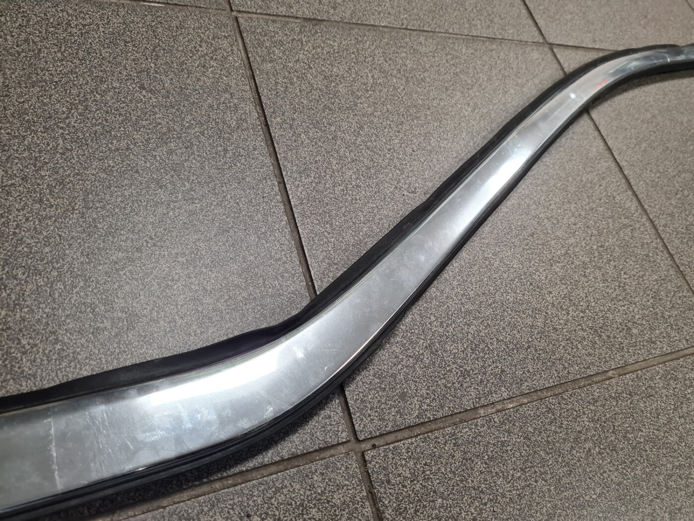 Aizmugurēja spārna uzlika (moldings) priekš OPEL ASTRA SPORT 2017