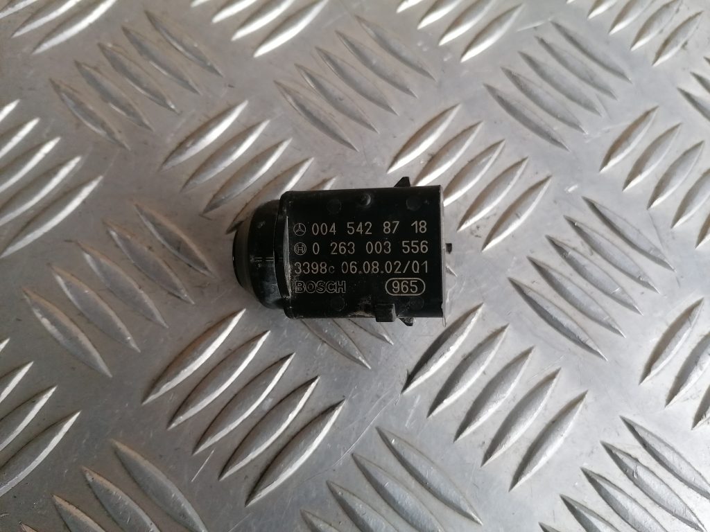 Parkošanās devējs priekš Mercedes-Benz 45428718