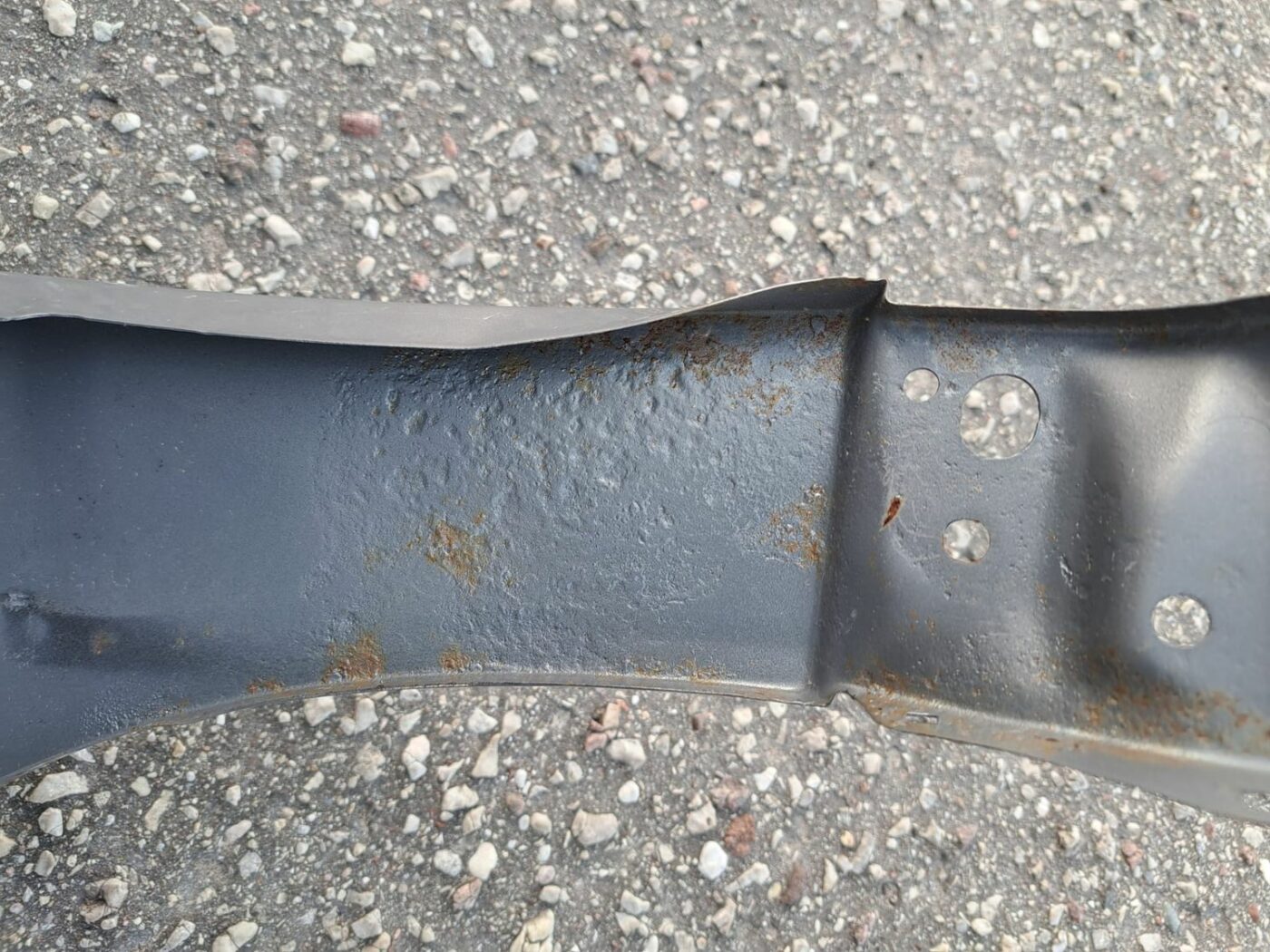 Priekšējais labais spārns priekš VOLVO S40 2007