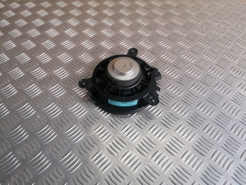 Durvju skaļrunis, apakšā priekš VOLVO C30 2008 TURQUOISE 3 Durvju skaļrunis, apakšā priekš VOLVO C30 2008 TURQUOISE