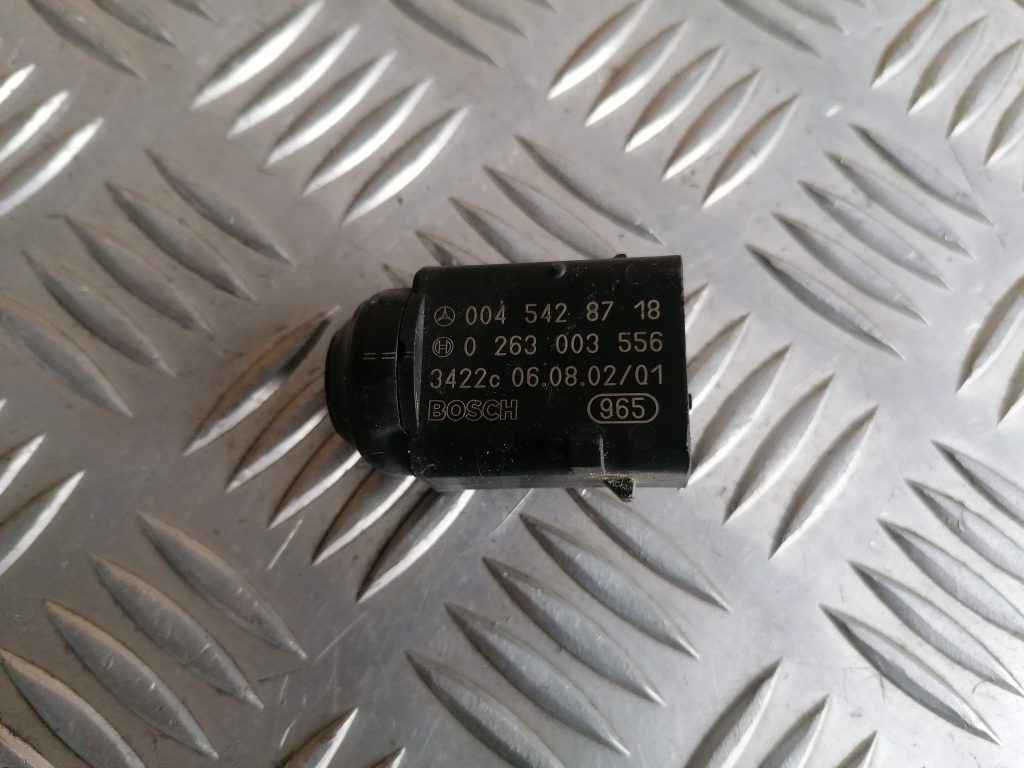 Parkošanās devējs priekš Mercedes-Benz 45428718