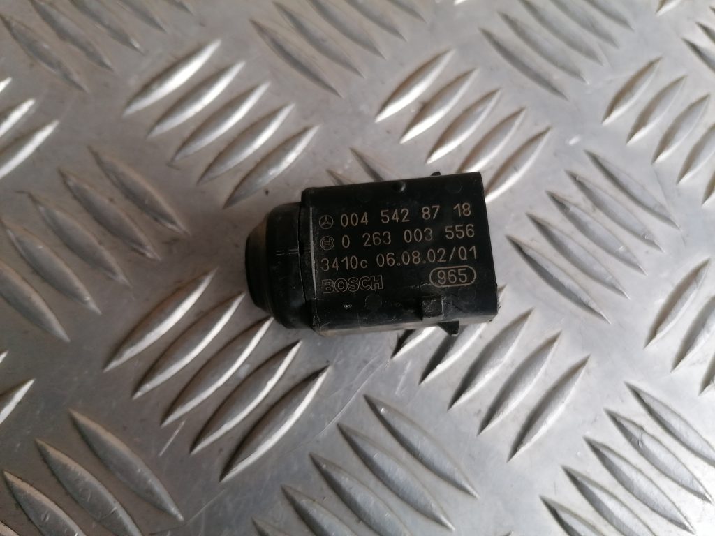 Parkošanās devējs priekš Mercedes-Benz 45428718