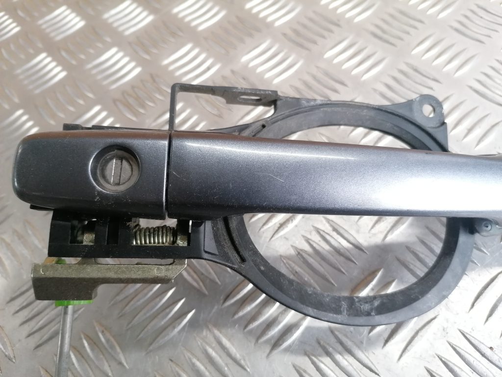 Priekšējāis kreisais durvju rokturis priekš CITROEN C-CROSSER 2009 3 Priekšējāis kreisais durvju rokturis priekš CITROEN C-CROSSER 2009