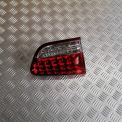 Bagāžnieka vāka kreisais lukturis priekš CITROEN C-CROSSER 2009