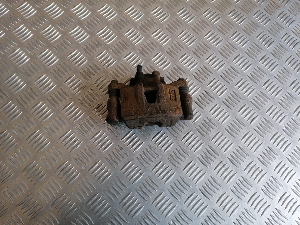 Priekšējais kreisais suports priekš CITROEN C-CROSSER 2009