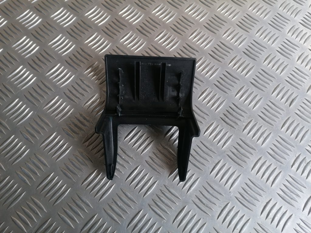 Centrālās konsoles (apdares) aizmugurēja daļa priekš CITROEN C-CROSSER 2009