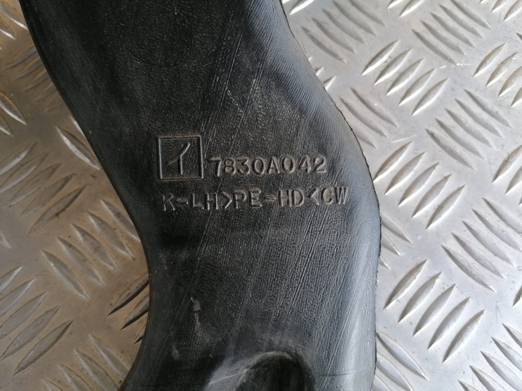 Salona gaisa vads priekš CITROEN C-CROSSER 2009