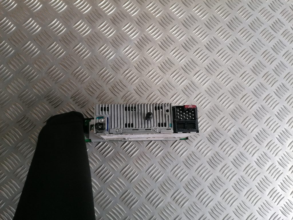 CD/DVD/Navigācijas bloks priekš BMW 320D E46 2004 TOURING