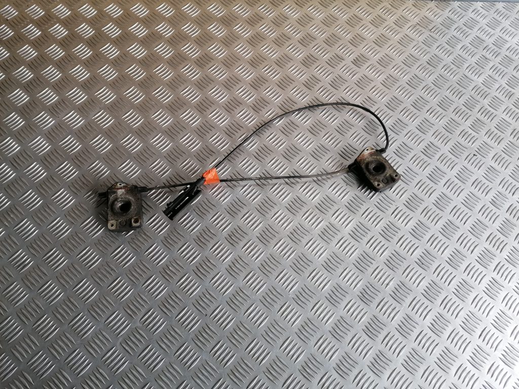 Pārsega slēdzene priekš BMW 320D E46 2004 TOURING