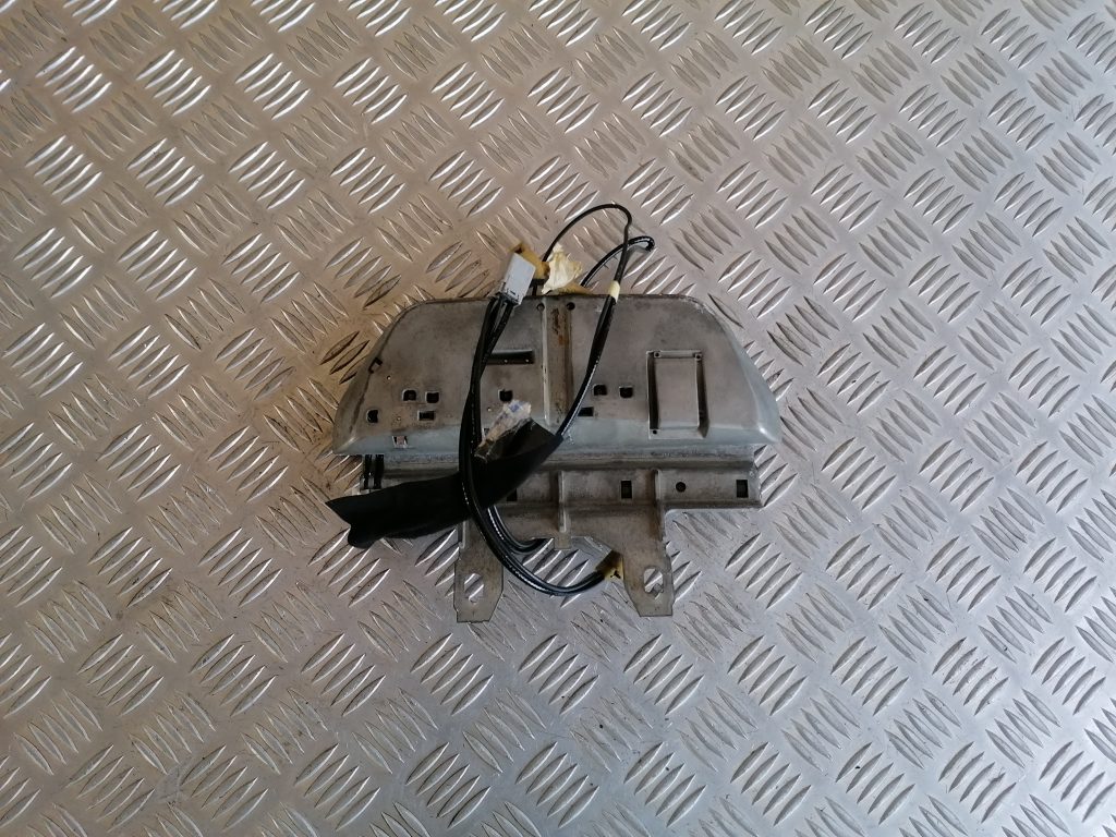 Antenas vadības bloks priekš VOLVO XC70 2007 1 Antenas vadības bloks priekš VOLVO XC70 2007