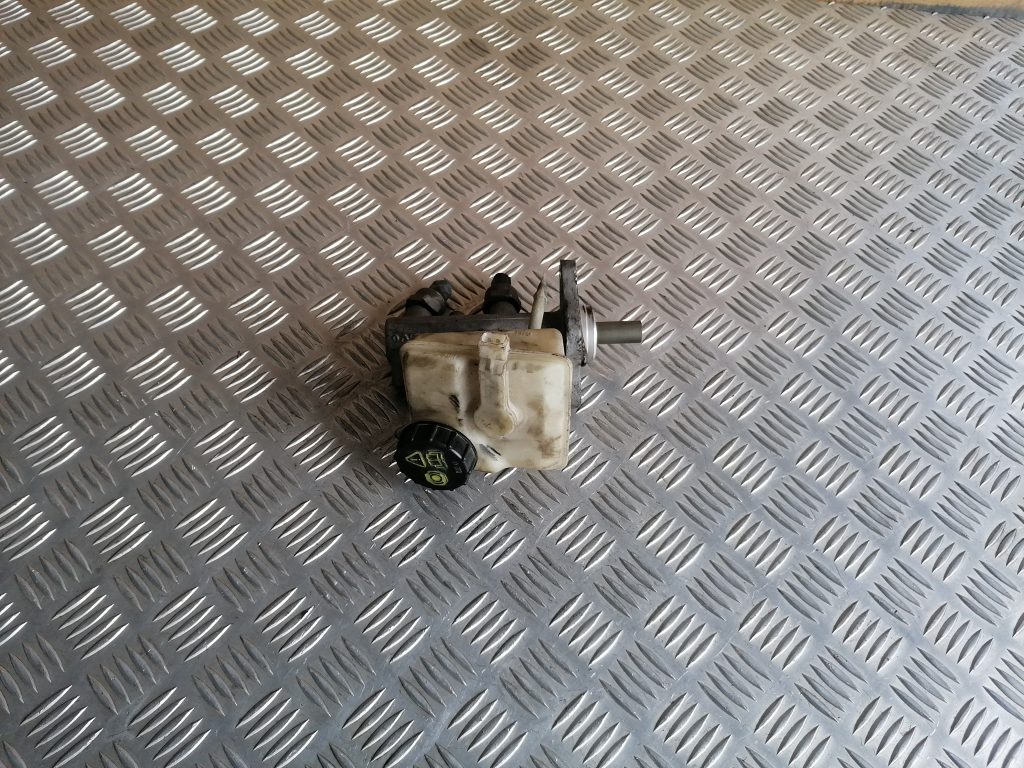 Bremžu pastiprinātāja galvenais cilindrs priekš VOLVO XC70 2007