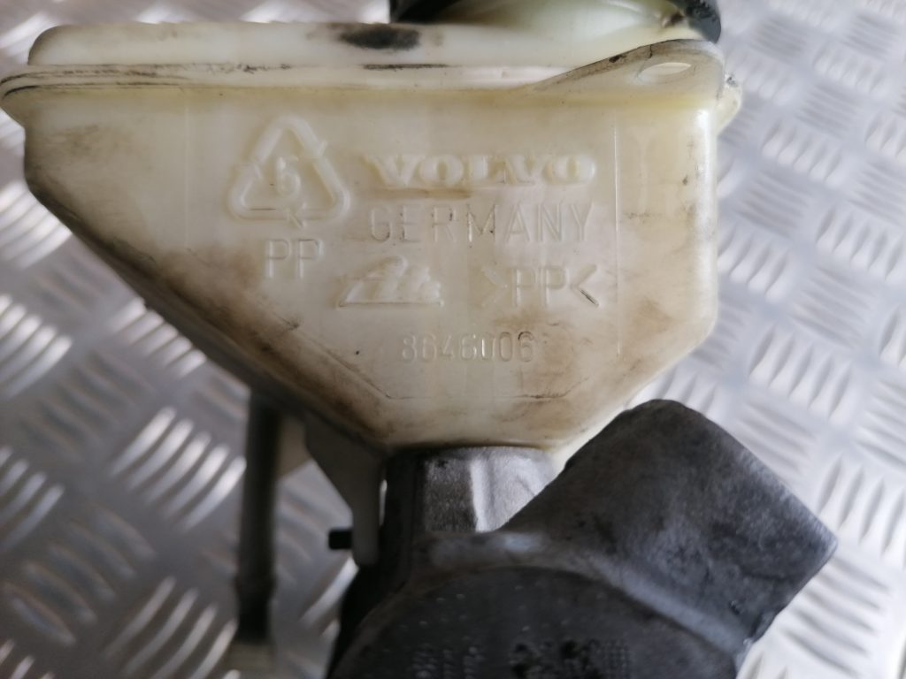 Bremžu pastiprinātāja galvenais cilindrs priekš VOLVO XC70 2007