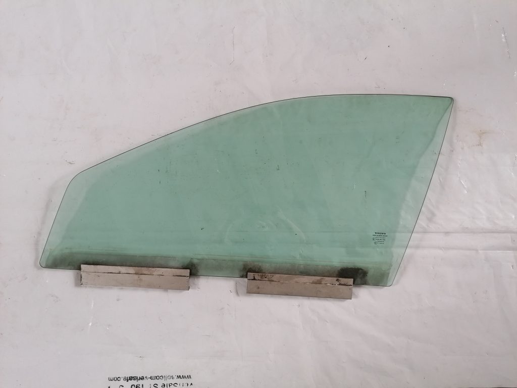 Priekšējo kreiso durvju stikls priekš VOLVO XC70 2007 1 Priekšējo kreiso durvju stikls priekš VOLVO XC70 2007