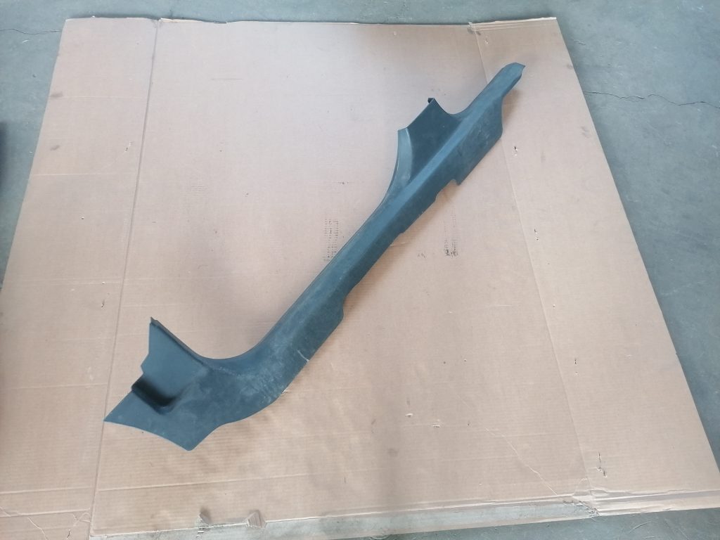 Sliekšņa laba uzlika priekš OPEL ASTRA H 2005