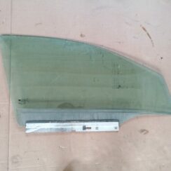 Priekšējo labo durvju stikls priekš OPEL ASTRA H 2005