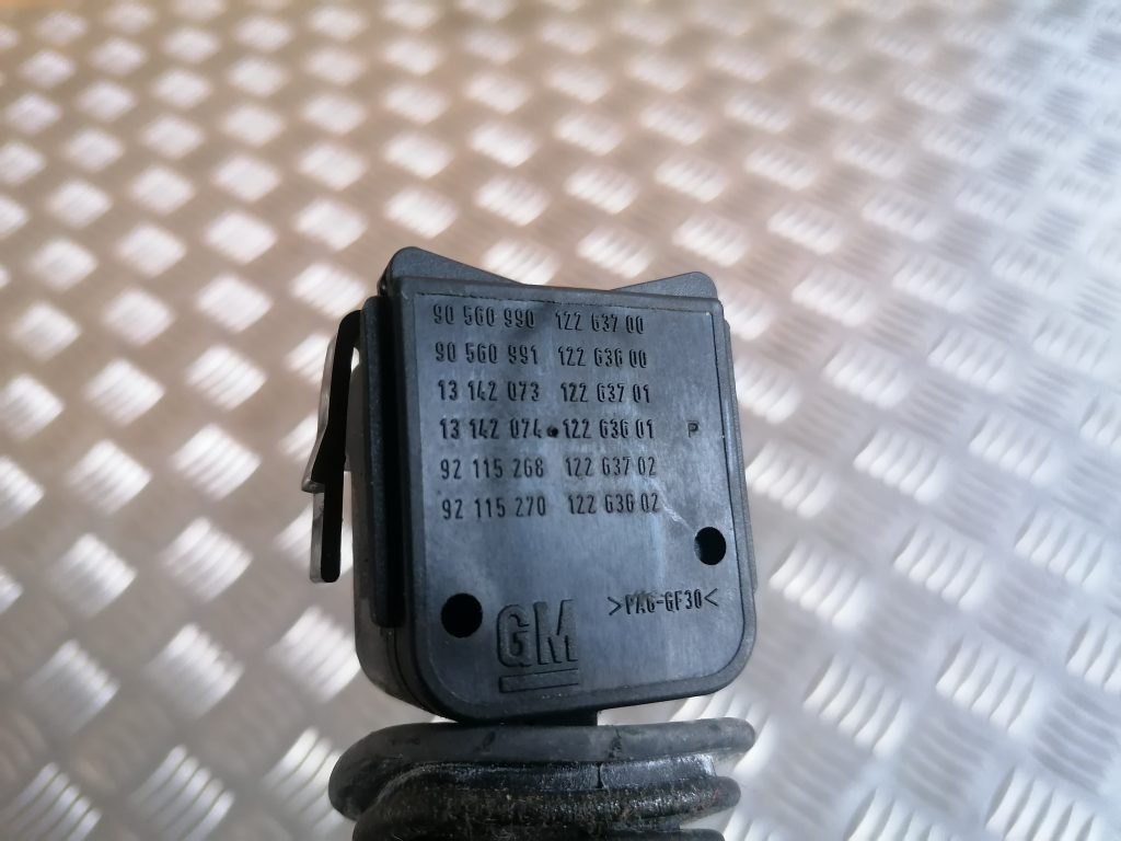 Pagrieziena rādītāju slēdzis priekš OPEL ZAFIRA 2004