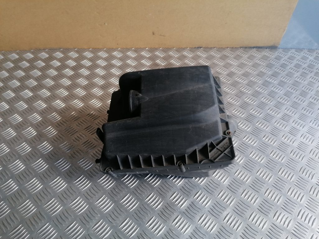 Gaisa filtra korpuss priekš OPEL ZAFIRA 2004