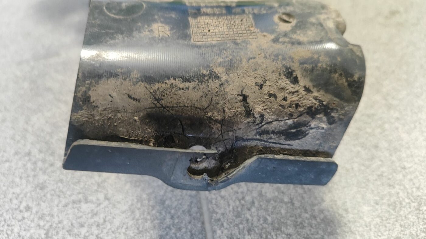 Aizmugurējā spārna un bufera stiprinājums priekš BMW 525 E60 2006 OLIVE 14 Aizmugurējā spārna un bufera stiprinājums priekš BMW 525 E60 2006 OLIVE