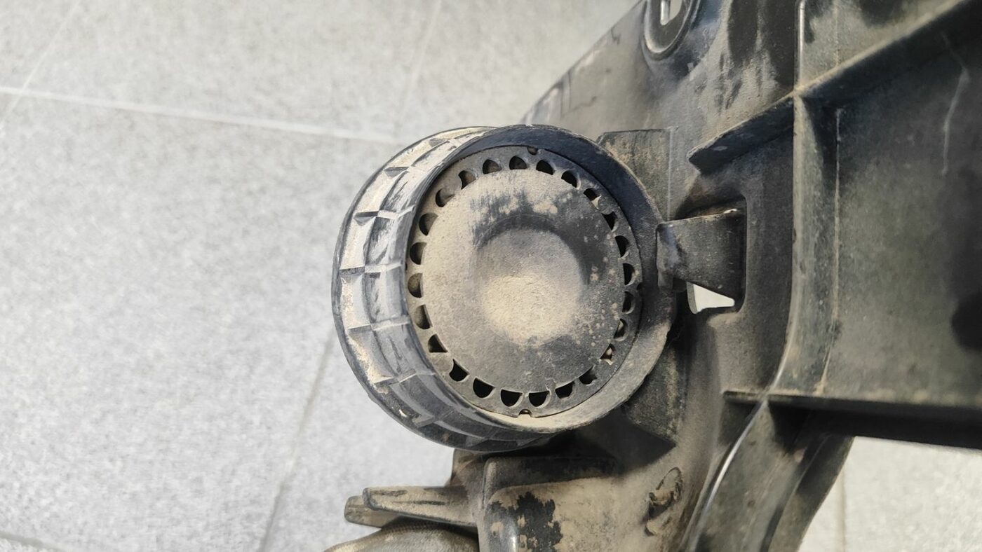 Aizmugurējā spārna un bufera stiprinājums priekš BMW 525 E60 2006 OLIVE 7 Aizmugurējā spārna un bufera stiprinājums priekš BMW 525 E60 2006 OLIVE