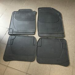 Paklāju komplekts priekš Toyota Lexus