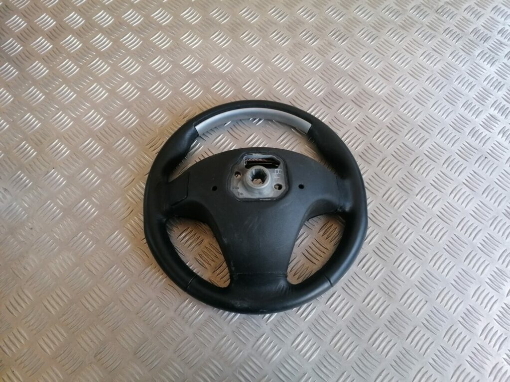 Stūre priekš VOLVO C30 2008 SILVER