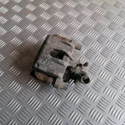 Aizmugurējais labais suports priekš VOLVO C30 2008 SILVER