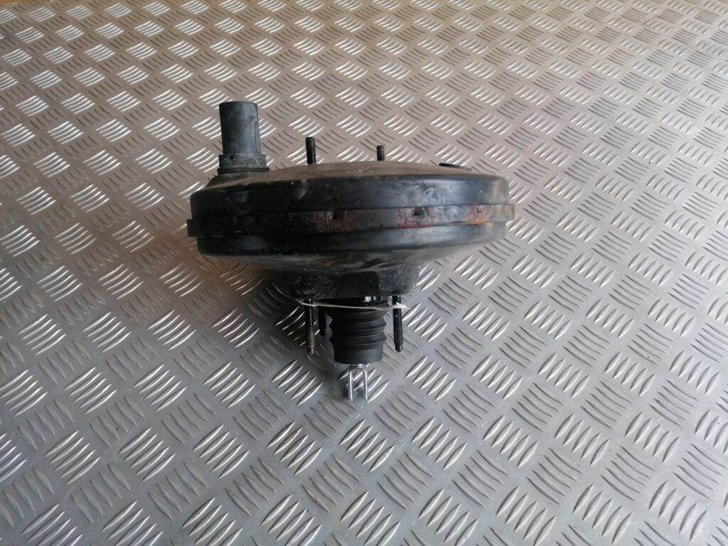 Vakuuma bremžu pastiprinātājs priekš VOLVO C30 2008 SILVER